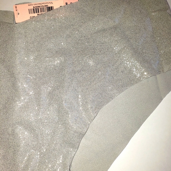 LOOKING FOR - Picture 2 of 5